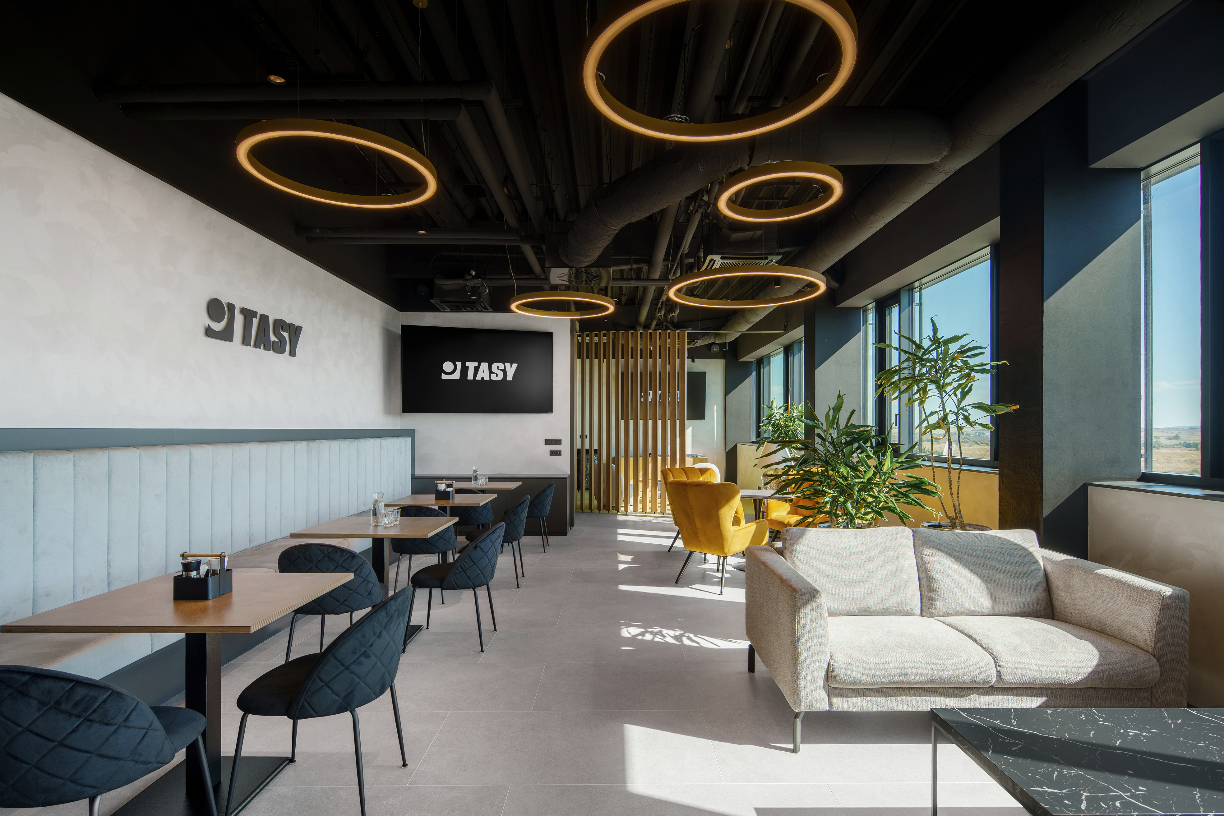 Logistické centrum TASY